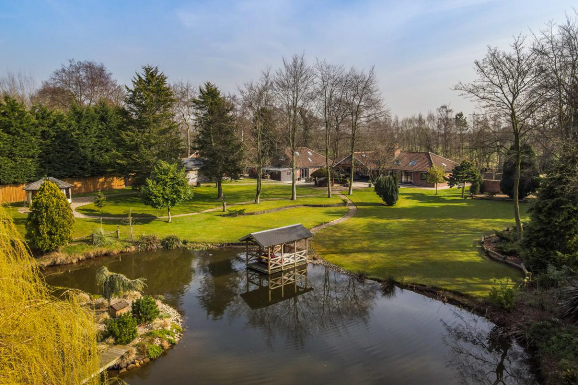 House for sale Sutton on the Forest Eastmoor Lodge