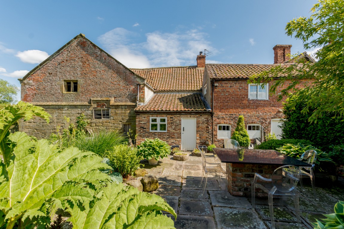 Mill House, Thornton Le Street, Thirsk. YO7 4DS.